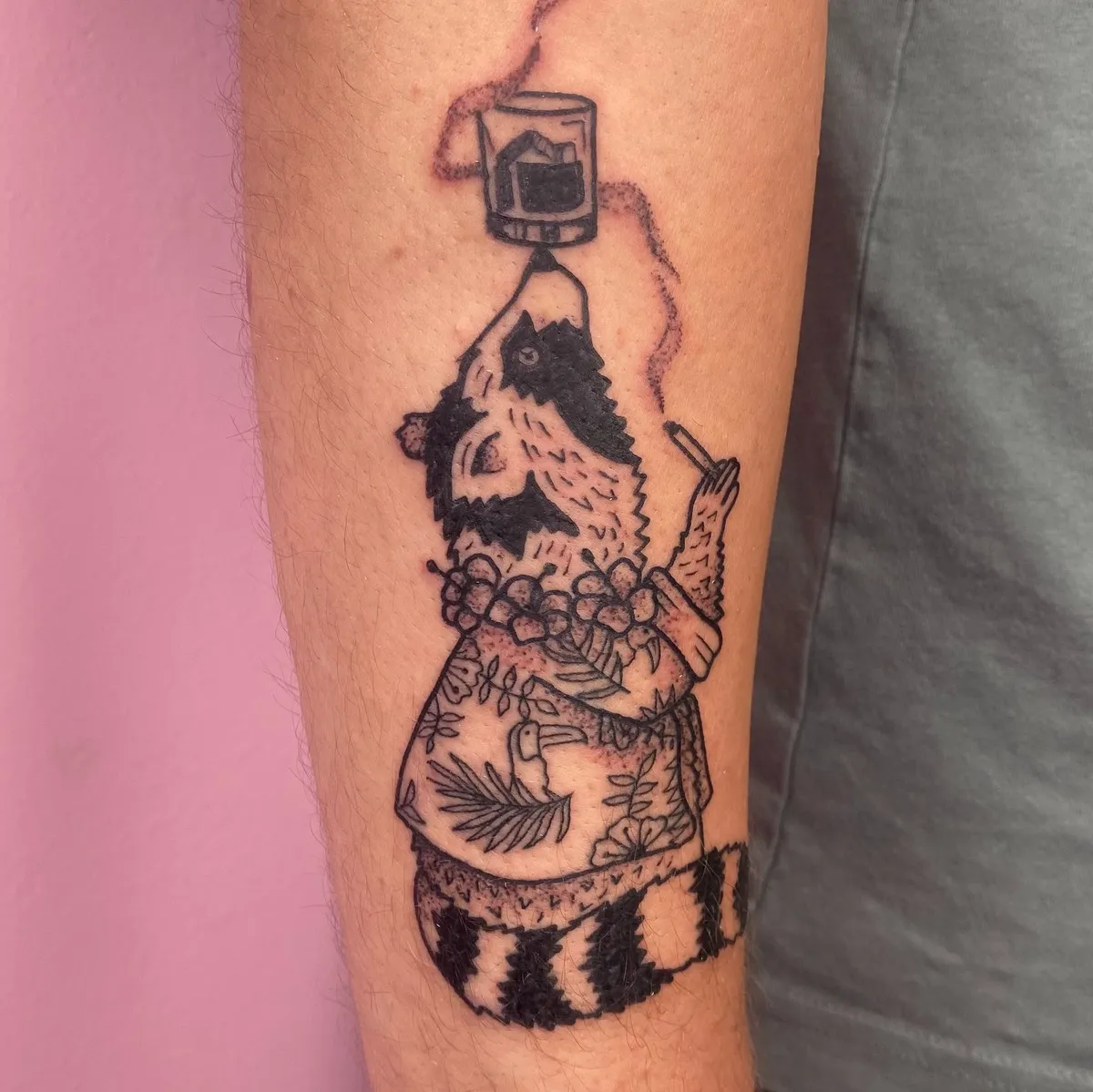 candy_ragequit_tattoo_zürich_041.webp - Image of Candy, Artist at Ragequit Tattoo Piercing Zurich