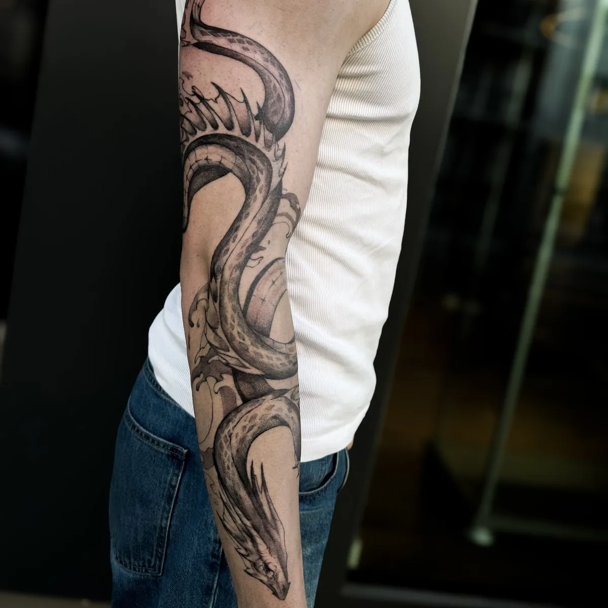 eileen_ragequit_tattoo_zürich_020.webp - Image of Eileen, Artist at Ragequit Tattoo Piercing Zurich