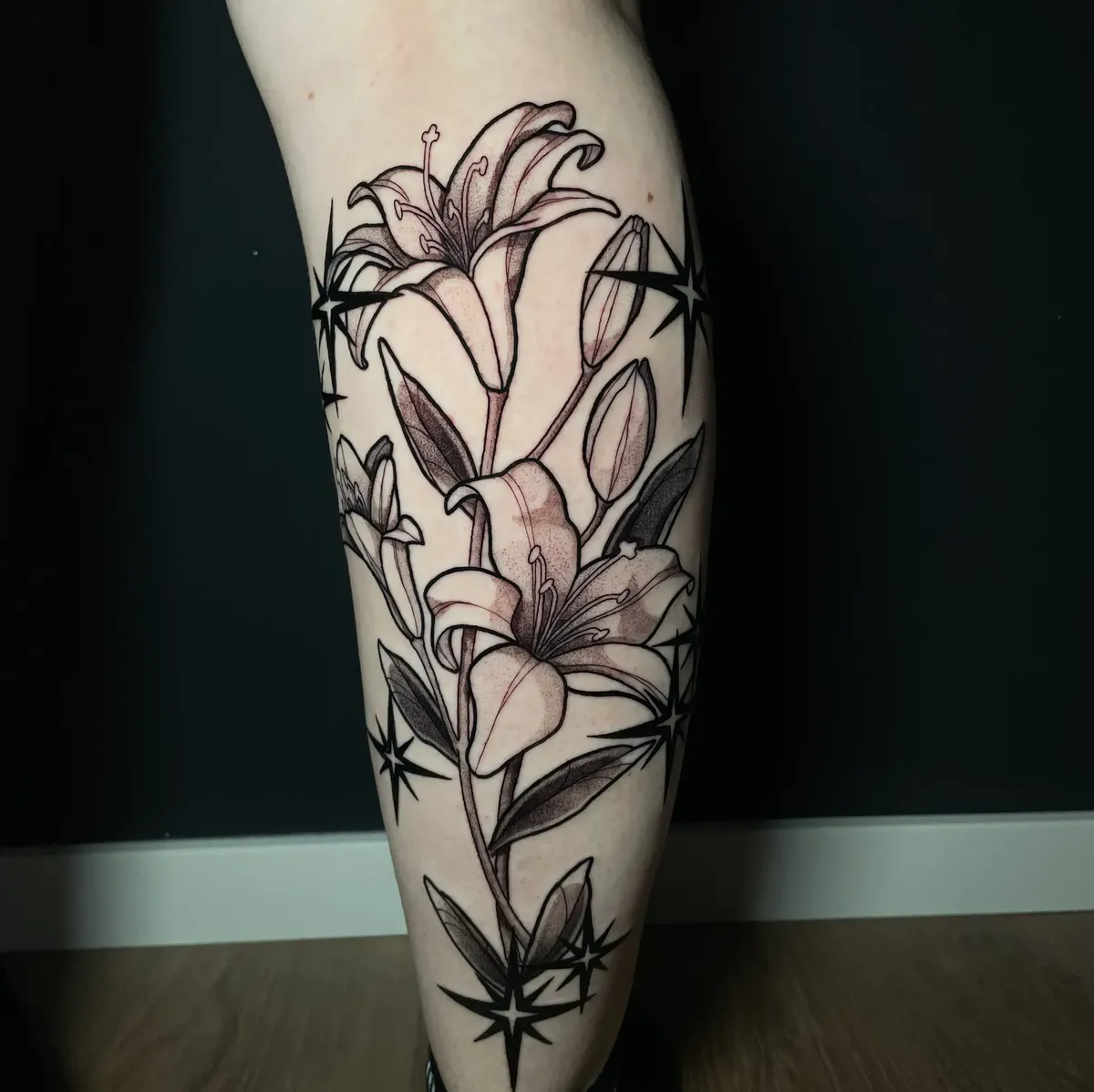 luna_ragequit_tattoo_zürich_009.webp - Image of Luna, Artist at Ragequit Tattoo Piercing Zurich