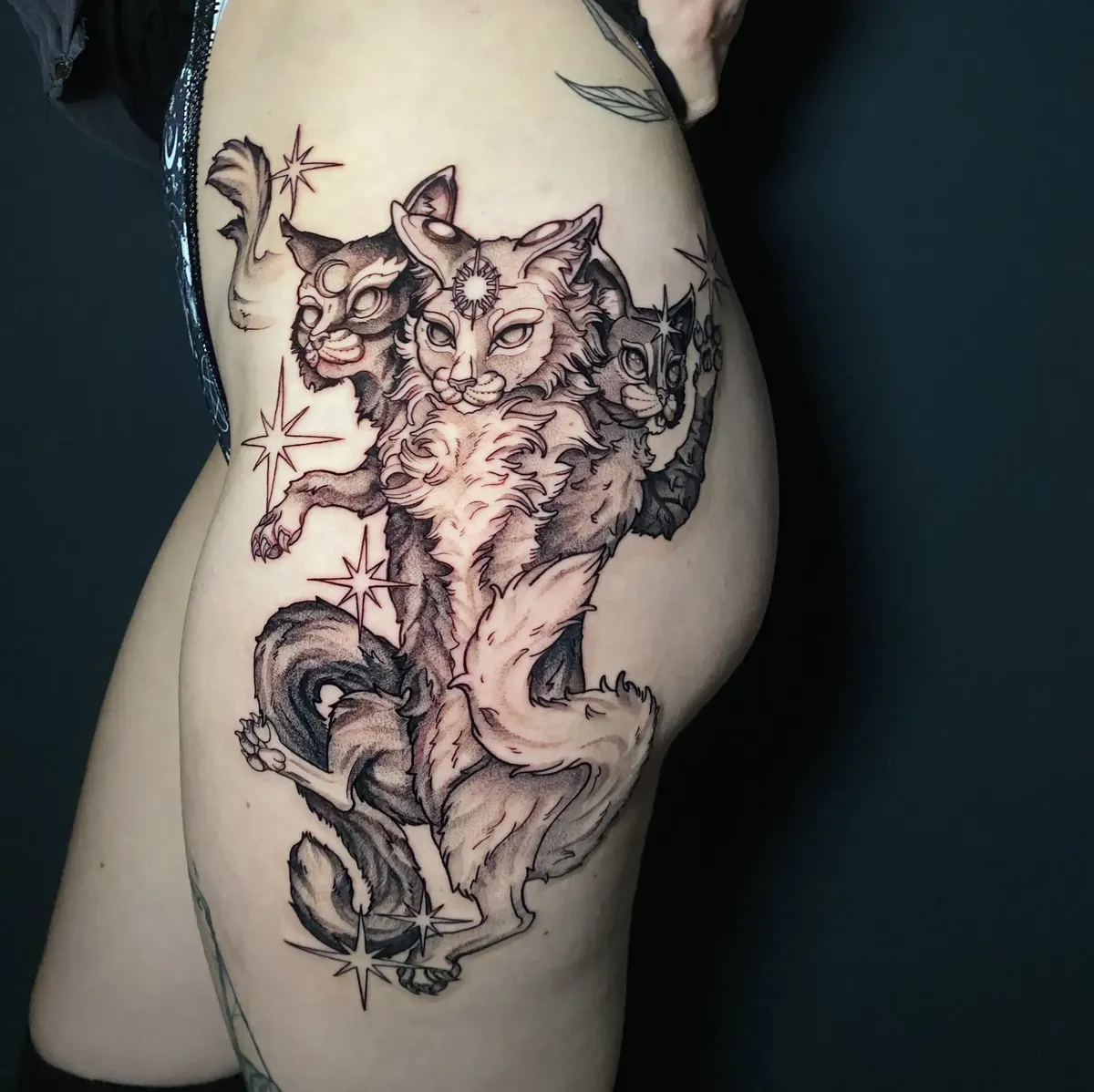 luna_ragequit_tattoo_zürich_020.webp - Image of Luna, Artist at Ragequit Tattoo Piercing Zurich