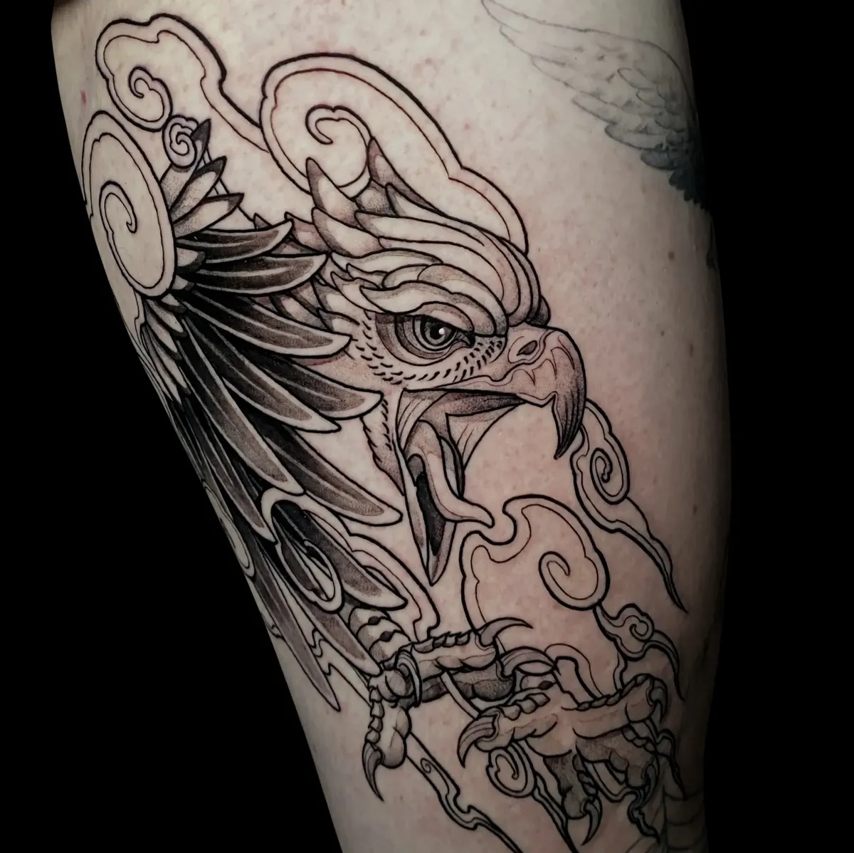 luna_ragequit_tattoo_zürich_029.webp - Image of Luna, Artist at Ragequit Tattoo Piercing Zurich