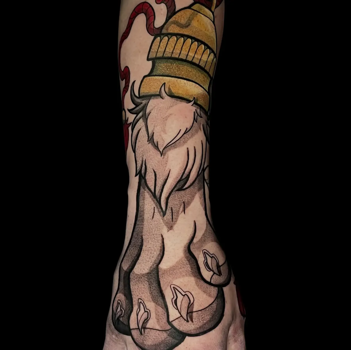 luna_ragequit_tattoo_zürich_031.webp - Image of Luna, Artist at Ragequit Tattoo Piercing Zurich