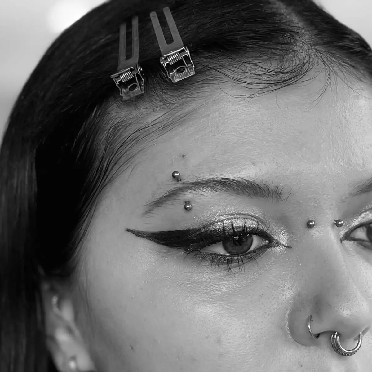 nina_ragequit_piercing_zürich_004.webp - Image of Nina, Artist at Ragequit Tattoo Piercing Zurich