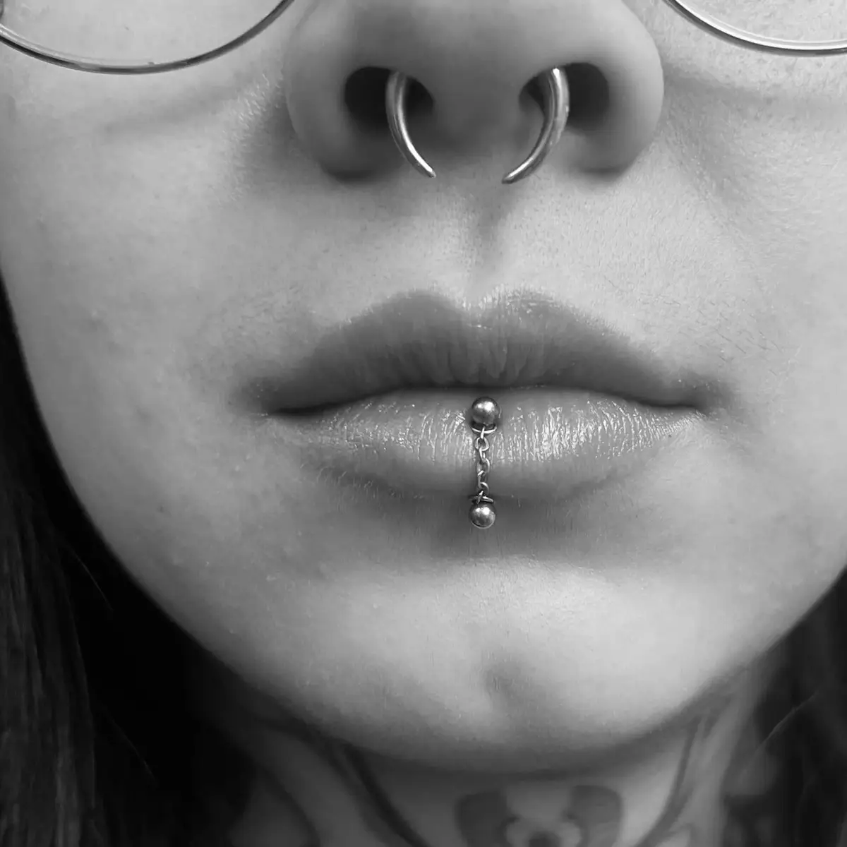 nina_ragequit_piercing_zürich_007.webp - Image of Nina, Artist at Ragequit Tattoo Piercing Zurich