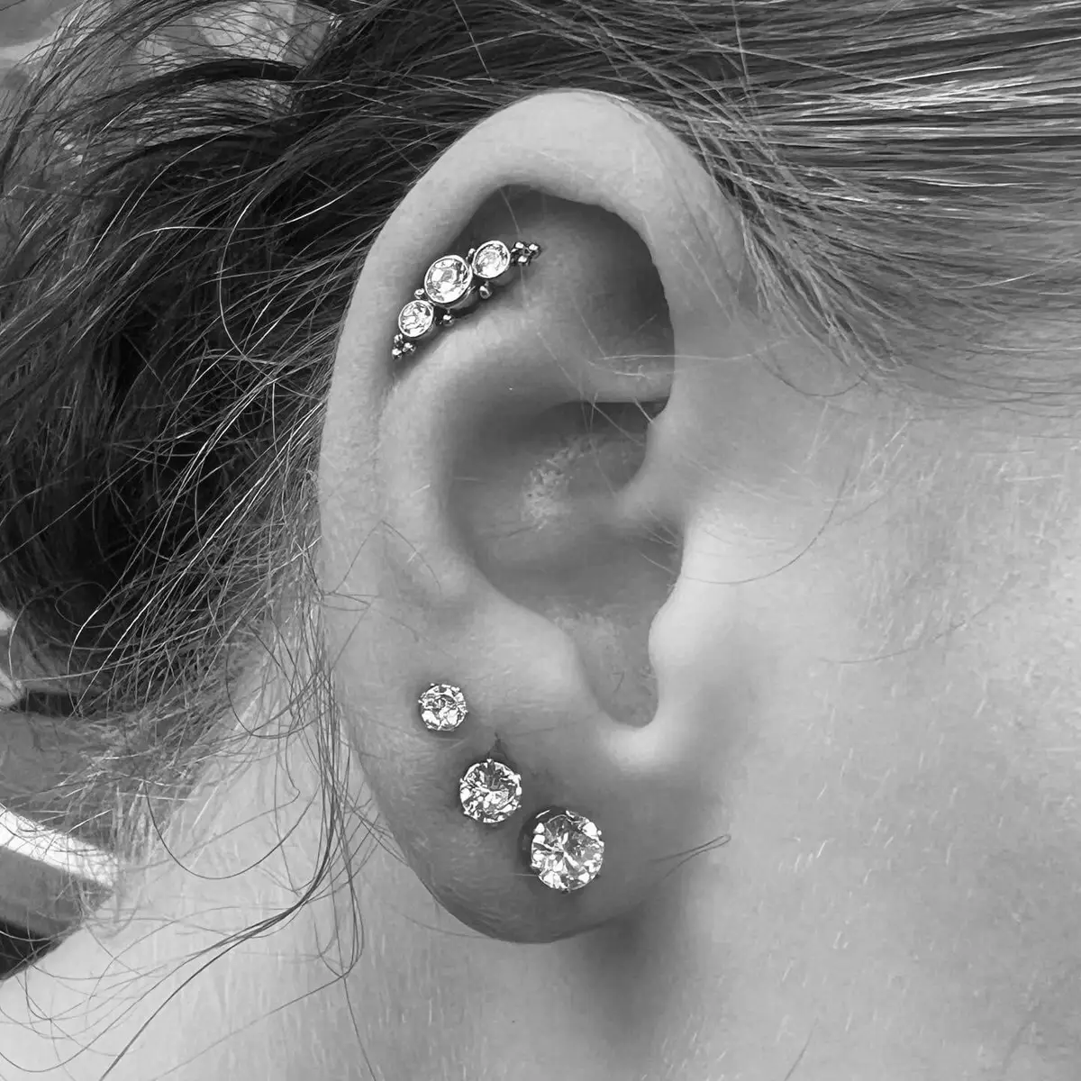 nina_ragequit_piercing_zürich_009.webp - Image of Nina, Artist at Ragequit Tattoo Piercing Zurich