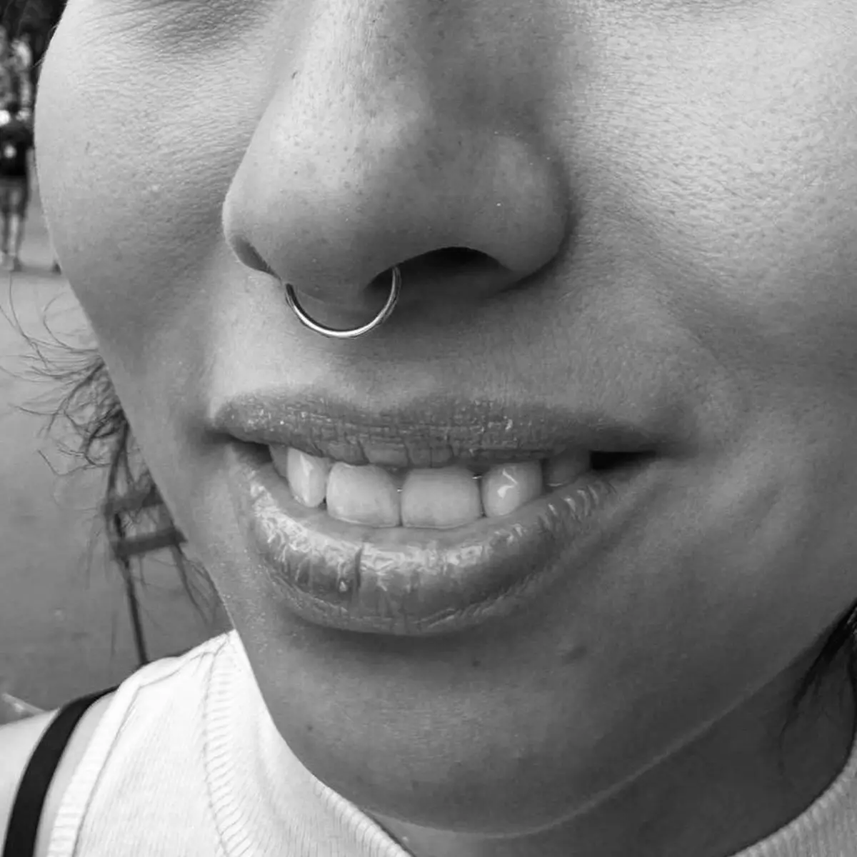 nina_ragequit_piercing_zürich_013.webp - Image of Nina, Artist at Ragequit Tattoo Piercing Zurich