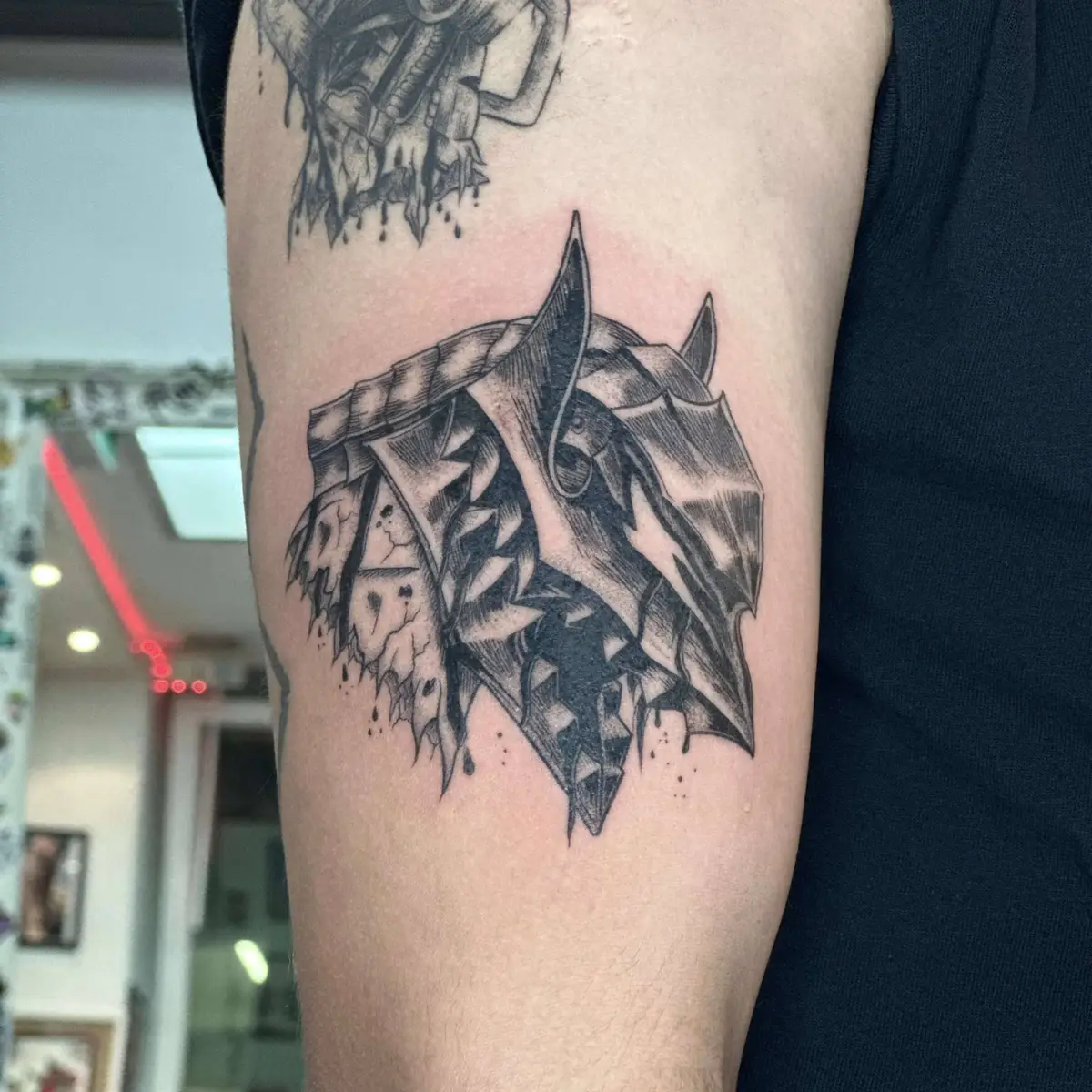 noemi_ragequit_tattoo_zürich_001.webp - Image of Noemi, Artist at Ragequit Tattoo Piercing Zurich