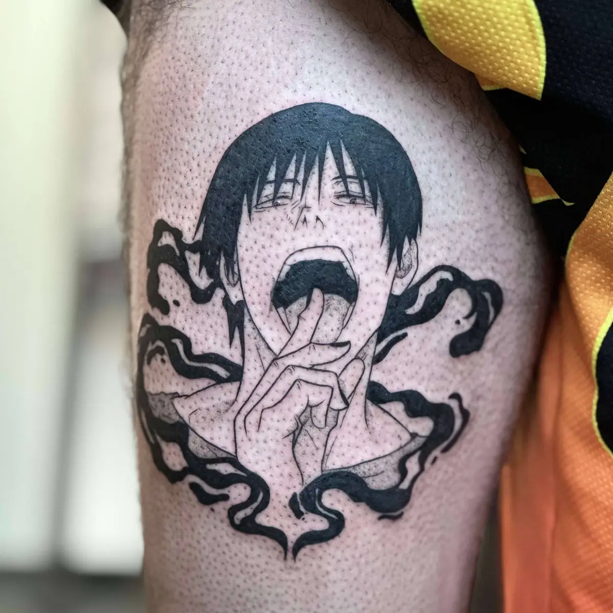 noemi_ragequit_tattoo_zürich_018.webp - Image of Noemi, Artist at Ragequit Tattoo Piercing Zurich